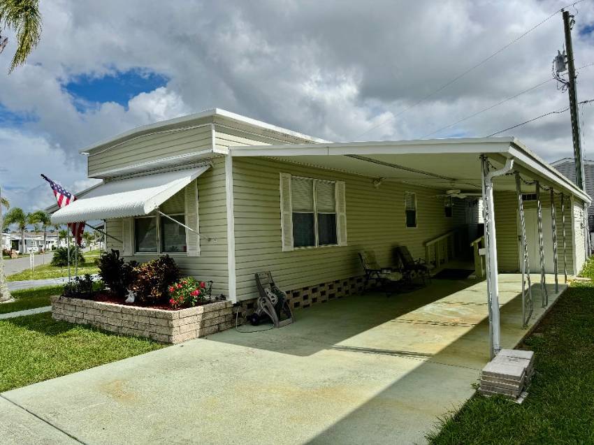 91 Orange Manor Drive a Winter Haven, FL Mobile or Manufactured Home for Sale